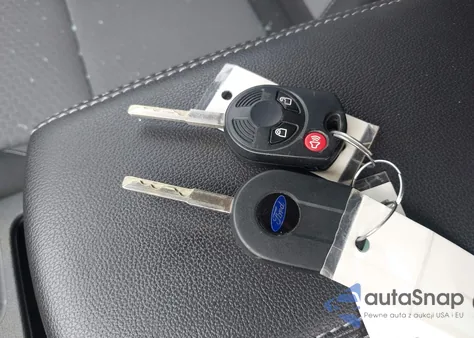 2017 Ford Escape Se из США, поврежденный, VIN 1FMCU0GD2HUB76901